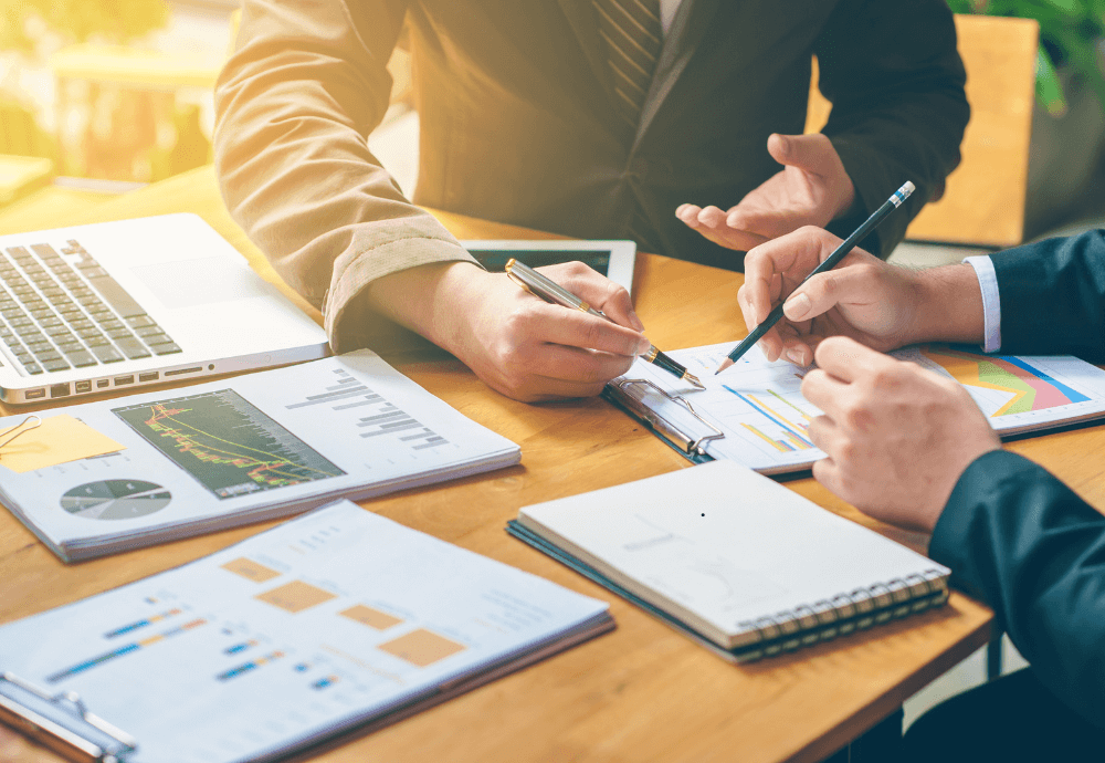Choosing the Right Website for Your Business: Complete Guide